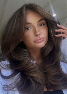 Brunette Blowout Hair, Blowout Brunette Hair, Blowout Hair Brown, Brunette Hair Blowout, Brown Hair Blowout, Dark Brown Hair Blowout, Medium Brown Hair Blowout, Dark Brown Blowout Hair, Dark Brown Hair 90s Blowout