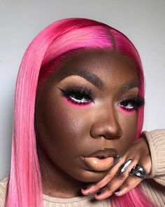 22.3k Likes, 287 Comments - naezrah (@naezrahlooks) on Instagram: “💗💓💞💕🍭🧸🍭💕💞💓💗 ANSWER BELOW PLS: what did you do today? Have you eaten ? Also why don’t you have pink…” Dark Skin Pink Makeup, Pink Eyebrows Black Women, Pink Eye Makeup Black Women, Pink Eyeshadow On Brown Skin, Pink Under Eye Makeup Looks Black Women, Pink Undereye Makeup Looks Black Women, Pink Eyeshadow On Black Women, Pink Eye Shadow Black Women, Dark Skin Pink Eyeshadow