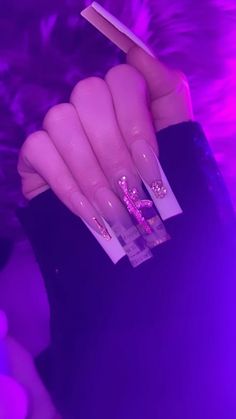 baddie nail set ona ho Astrology Taurus, Valentines Nails, Long Nails, Stylish Nails, Acrylic Nails, Nails