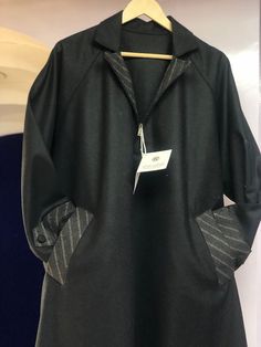 Kashmiri Gushtaba, Pherans Designs, Winter Pherans, Pheran Kashmiri Dress Design, Kashmiri Pheran Designs For Women, Pheran Style Suit, Kashmiri Aab Gosht, Kashmiri Pheran Designs, Kashmiri Lauki Baingan