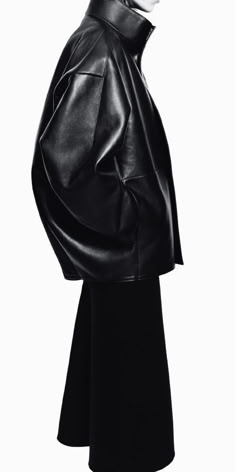Jil Sander | Jacket | fashion | leather | black | fall fashion | halloween | art | unique | New Rock, Bocetos De Moda, Mode Inspo, Gafas De Moda, Moda Hombre, Fashion Inspo Outfits, What To Wear, Fashion Photography, Haute Couture