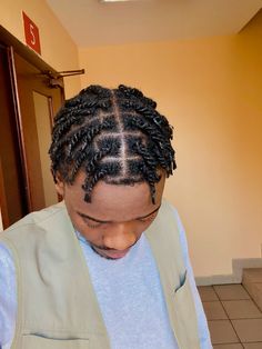 Half Barrel Twist Half 2 Strand Twist, Single Twist Braids Men, Twist For Men Two Strand, Thick Two Strand Twist For Men, Twist Sizes Men, Thick 2 Strand Twist Men, 2stand Twist Men, Twists No Middle Part Men, Shoulder Length Twists Men