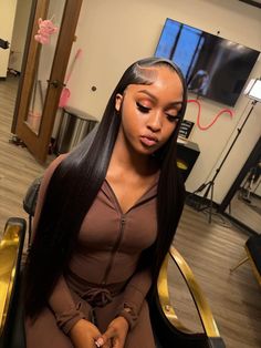 Frontal Wig Hairstyles, Lace Front Wigs Styles Straight Hair, Black Side Part Wig, Side Part Hairstyles, Hair Wrap Scarf, Frontal Hairstyles, Pretty Braided Hairstyles, Front Lace Wigs Human Hair, Hair Inspiration Color