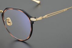 Lonnie Vintage Titanium Glasses Frame – Fomolooo Vintage Metal Frame Glasses, Vintage Eyewear For Men, Vintage Glasses Mens, Glasses Vintage, Vintage Spectacles With Handle, Vintage Glasses Men, Mens Titanium Glasses, Vintage Acetate Glasses Frame, Vintage Frame Company Glasses