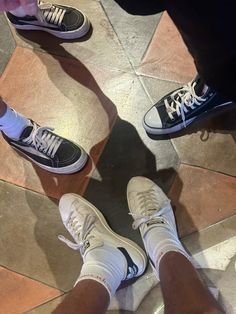 streetwear chrome hearts fashion Chrome Hearts Fashion, Heart Fashion, Chrome Hearts, Balenciaga, Street Wear, Vans