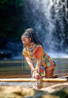 Umemulo Outfits, Zulu Warrior Gear, Zulu Tribe Outfit, Zulu Beads Outfit, Ndebele Traditional Clothing, Zulu Outfits, Zulu Outfits South Africa, African Photoshoot Ideas Photo Shoots, Zulu Fashion