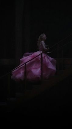 6 days till wicked movie Wicked Movie Scene, Galinda Wallpapers, Wicked Movie 4k, Wicked Movie Dance, Wicked Movie Widgets, Pink Glinda Wallpaper, Glinda Wallpaper Iphone, Glinda Aesthetic Wallpaper, Wicked Film Wallpaper