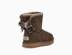 Uggs Png, Long Ugg Boots, Ugg Bailey Bow Outfit, Ugg Bow, Ugg Boots Aesthetic, Ugg Bow Boots, Ugg Mini Bailey Bow Corduroy, Bailey Bow Uggs Outfit Ideas, Ugg Bailey Bow Chocolate Brown