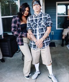 Chulo Costume, Chola Costume Ideas, Cholo And Chola Halloween Costume, Low Rider Costume, Diy Chola Costume, Chola Costume, Cholo Party Outfit, Classic Cholo Outfit, Cholo Style Button Up