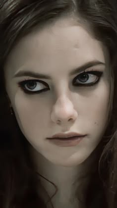 Effy And Freddie, 2014 Grunge, Elizabeth Stonem, Maquillaje Oscuro, Makeup Ojos, Effy Stonem, Sketching Tips, Kaya Scodelario, Skins Uk