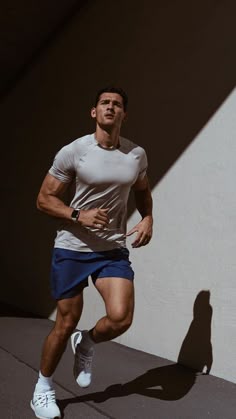 Gym Shark Men, Gym Shark Outfit Men, Running Outfit Men Aesthetic, Gymshark Aesthetic Men, Gymshark Outfit Mens, Running Outfit Men Summer, Men's Workout Clothes Gymshark, Mens Gym Wear Gymshark, Mens Workout Clothes Gymshark