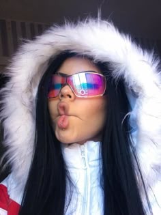 Aesthetic Hair, Mirrored Sunglasses Women, Barbie Girl, Manga Girl, Square Sunglasses Women, Baby Hairstyles, Photo Inspiration, Mirrored Sunglasses, Fashion Inspo Outfits