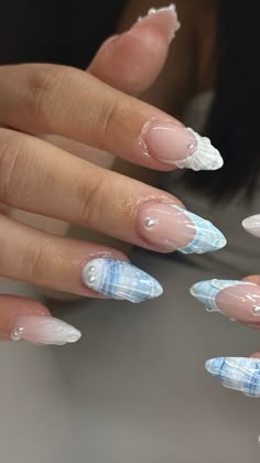 almond nails with blue and white seashell nail art and 3d gel art Summer Nails Almond, Seashell Nails, Beachy Nails, Dm Drogerie, Fake Nails Designs, Cute Simple Nails, Really Cute Nails, Cute Gel Nails, Girly Acrylic Nails