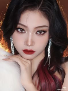 Mafia Makeup Look Korean, Makeup Mafia, Asian Makeup Party, Mafia Makeup, Mafia Makeup Look, Elegant Makeup Asian, Elegant Asian Makeup, Dramatic Korean Makeup, Fierce Make Up Look Korean