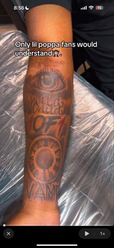 a person with a tattoo on their leg that says, only poppa fans would understand it