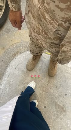 Army Couples, Army Boyfriend Aesthetic, Military Boyfriend Aesthetic, Military Relationships Aesthetic, Military Love Aesthetic, Army Couple Aesthetic, Military Couple Relationship, Army And Doctor Couple, Military Couple Aesthetic