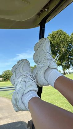 New balance 9060 shoes, all white New Balance 9060 Styled, New Balance Blanco, New Balance 9060 Aesthetic, New Balance Shoes 9060, New Balance 9060 White, New Balance Outfit, New Balance White, Workout Fits, Gym Fits