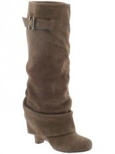 Fall boots 2011 Casual Fold Over Boots, Chunky Wedge Fold-over Boot, Fold Over Boots Chunky Heel, Wedge Fold Over Boots, Womens Fold Over Boots, Boots That Fold Over, Fold Over Wedge Boots Outfit, Foldover Boots, Folded Boots