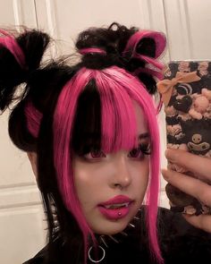 Pink Highlights, Pink And Black Hair, Makeup Inspo, Pink Hair, Neon Pink, Hair Inspo, Hair Color, Cute Outfits, Hair