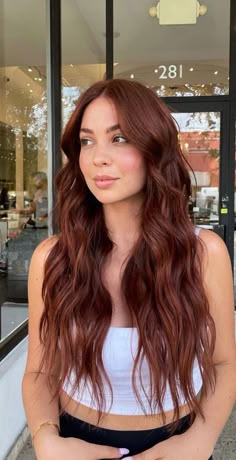 Dark Ginger Hair Colour, Darkginger Hair, 2023 Hair Color, Copper Hair With Dark Root, Dark Cooper Hair Color, Copper Dark Blonde, Cowboy Copper Hair Dark Root, Copper Colour Hair, Red Hair Look