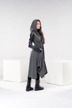 Dark Grey Hooded Jedi Cloak #cloak #blackcape #jedicloak #jedicape #jedioutfit #jediclothes #jedicardigan #hoodedcloak #medievalcloak #vikingcloak Jedi Hooded, Hooded Jedi, Grey Jedi Costume, Grey Jedi Outfit, Black Jedi Outfit, Grey Jedi Robes, Gray Jedi Robes, Grey Jedi Cosplay, Grey Cloak