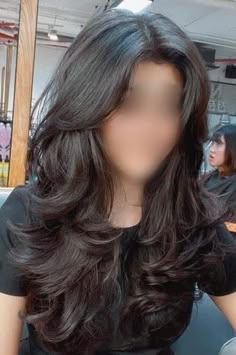 Wolf Cut Layers Long Hair, Wolfcut Hair Long Layers, Long Wolf Cut Layered, Long Layered Hair Y2k, Long Hair With Layers With Curtain Bangs, Wolf Cut Blowout, Hair Layers On Wavy Hair, Blowout Wolf Cut, Y2k Hairstyles Long Hair With Bangs