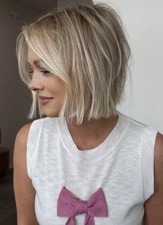 Thinned Bob, Bob Cuts For Fine Hair, Blonde Bob Fine Hair, Fine Hair Blonde Bob, Short Bob Hairstyles For Fine Hair, Short Bob Fine Hair, Short Blonde Bobs Fine Hair, Short Blonde Textured Bob, Mom Bob Haircut