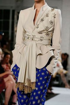 Tailored Embellished Elegant Outerwear, Chic Embellished Formal Outerwear, Tailored Embellished Outerwear For Work, Spring Embellished Outerwear For Work, Embellished Gold Outerwear For Spring, Gold Embellished Outerwear For Spring, Tailored Embellished Spring Outerwear, Spring Embellished Gold Outerwear, Embellished Blazer Fashion