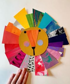 Lion Color Wheel, How To Draw For Preschool, Wild Animals Art, Animal Preschool Crafts, May Art Kindergarten, Coloured Paper Art, Animal Crafts For Kids Preschool, Color Art Projects, Art Camp Ideas For Kids Summer