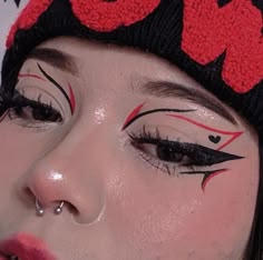 Red Eyeliner, Cute Eye Makeup, Face Art Makeup, Rave Makeup, Graphic Eyeliner, Swag Makeup, Pinterest Makeup, Eye Makeup Designs, Red Makeup