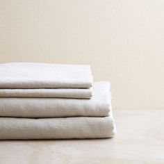 Our best-selling bedding range you’ve been waiting for is back in stock! ✨⁠
⁠
Our Natural linen range is here to make your bedroom feel like a 5-star hotel—offering effortless style and comfort all year long. ⁠
⁠
Explore our Natural range today! 💫 5 Star Hotels, Feel Like, Natural Linen, Effortless Style, Hotel, Make It Yourself