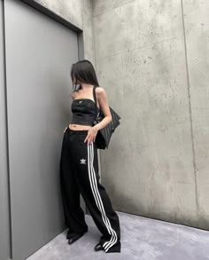 Adidas Track Pants Outfit Ideas, Adidas Track Pants Outfit Y2k, Adidas Track Pants Fashion, Adidas Sporty Summer Pants, How To Style Adidas Track Pants, Adidas Sweatpants Outfit Aesthetic, Adidas Track Pants Outfit Aesthetic, Adidas Sporty Streetwear Bottoms, Trackpants Adidas Outfit