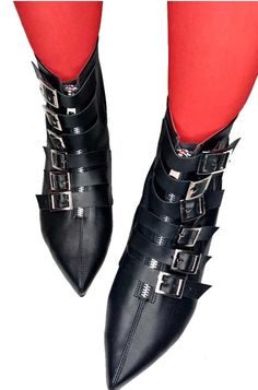 Fitted Gothic Boots With Pointed Toe, Winklepicker Boots, Winklepickers Boots, 80s Pixie Boots, Gothic Leather Ankle Boots, Pointy Goth Boots, 80s Goth Boots, Goth Winklepickers, Gothic Ankle-high Leather Boots