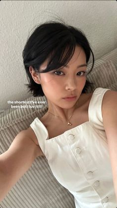 tingting_lai on instagram | don't repost Haley Kim Hair, Lana Short Hair, Pixie Haircut Straight Hair, Short Hair With Layers And Curtain Bangs, Asian Hair Inspo Short, French Bob Without Bangs, Soft Textured Bob, Soft Pixie Haircut, Garbo Zhu Hair