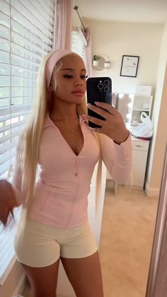 #lulu #lululemon #fitinspo #cleangirl #cleangirloutfit Pink Lulu Outfit, Lululemon Outfit Pink, Lululemon Pink Outfit, Pink Lululemon Jacket Outfit Ideas, Juicy Couture Pink Outfit Ensemble, Pink Lululemon Outfit, Aesthetic Pink Pjs, Pink Lululemon Set, Hyperfeminine Pajamas