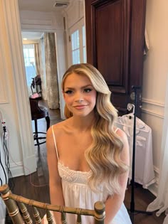 Old Hollywood Waves Wedding Hair, Hollywood Glam Waves Wedding, Hollywood Wave, Old Hollywood Curls Wedding, Bridesmaid Hair Hollywood Waves, Hollywood Waves Bridal Hair Middle Part, Old Hollywood Waves Wedding, Hollywood Waves Hairstyle, Bridal Vintage Waves