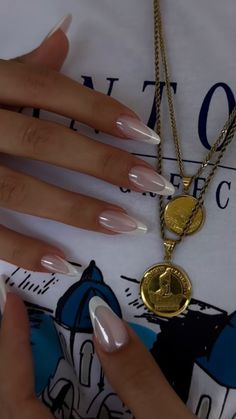 Chrome Almond Nails French, December Nails Aesthetic, Almond French Chrome Nails, Aura Nails Aesthetic, French Almond Chrome, Almond French Chrome, Long Almond Classy Nails, Gold Chrome French Tip Nails Almond, Nails 2025 Winter