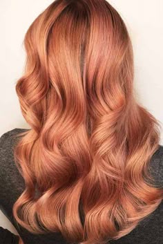 Breathtaking Rose Gold Hair Ideas You Will Fall in Love With Instantly ★ Natural Rose Gold Hair, Rose Gold Hair Redhead, Ginger And Rose Gold Hair, Peachy Rose Gold, Ginger Rose Gold Hair, Strawberry Blonde Vs Rose Gold Hair, Pravana Strawberry Blonde Formula, Peachy Rose Hair, Wavy Strawberry Blonde Hair