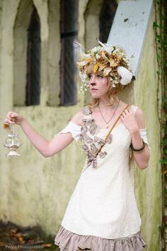 deer girl Doe Cosplay, Thistle Cosplay, Deer Ren Faire Outfit, Dandelion Cosplay, Lenore Costume, Deer Cosplay, Chance Cosplay Forsaken, Lenore Cosplay, Deer Ren Faire