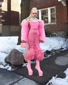 Fecal Matter on Instagram: “Barbie from hell” Ugly Outfits Funny, People Wearing Crazy Outfits, Awful Outfits Funny, Fancy Clothes Meme, High Fashion Meme, Crazy Outfit Meme, Weird Outfit Meme, Pink Drag Outfit, Bad Fashion Meme