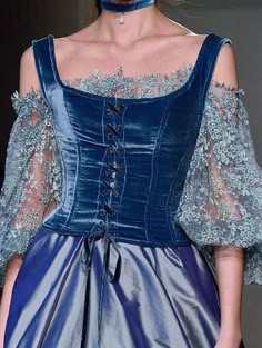 Luisa Beccaria, Abiti Mozzafiato, Fancy Dresses, Fashion Details, Costume Design, Dirndl, Fantasy Fashion, Runway Fashion, Belle