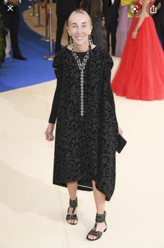 Franca Sozzani Style, Yasmin Furmie Style, Franca Sozzani, Miuccia Prada Style, Miuccia Prada Personal Style, Carla Sozzani, Manuela Pavesi Style, Consuelo Castiglioni, Consuelo Castiglioni Style