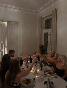 New Year’s Eve Vision Board, Nye Vision Board, New Year Better Me Aesthetic, New Years Eve Vision Board Party, Vision Board Ideas Girls Night, New Year’s Eve Vision Board Party, Aesthetic New Year’s Party, Vision Board Girls Night, Vision Board Girls Night Aesthetic