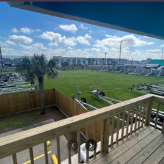 Bayside Self Storage Official Site – Secure and Convenient Storage in Galveston