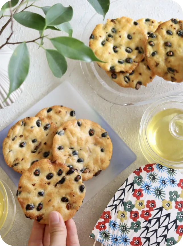 黒豆せんべい イメージ