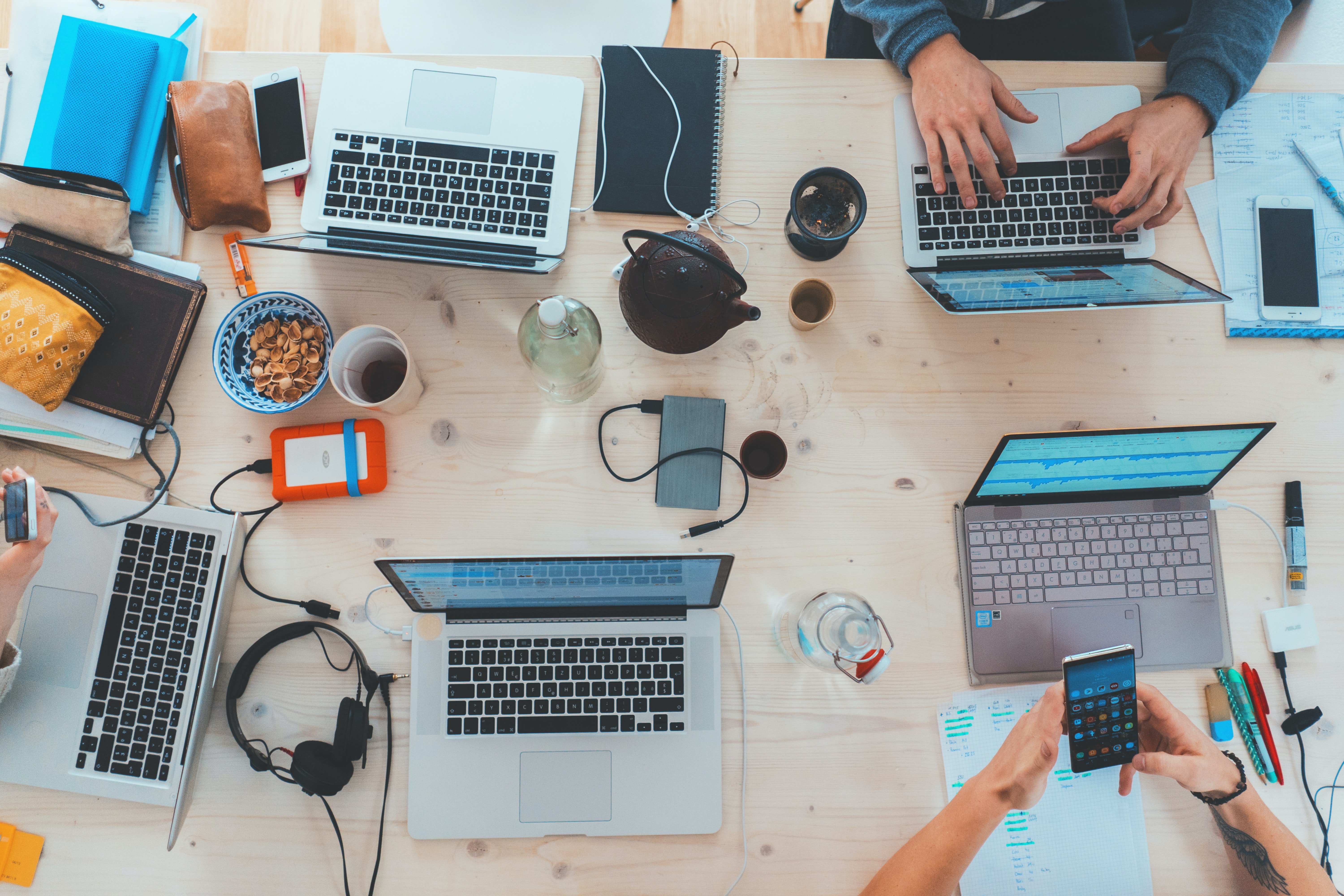 Tendances 2021 dans la technologie de collaboration