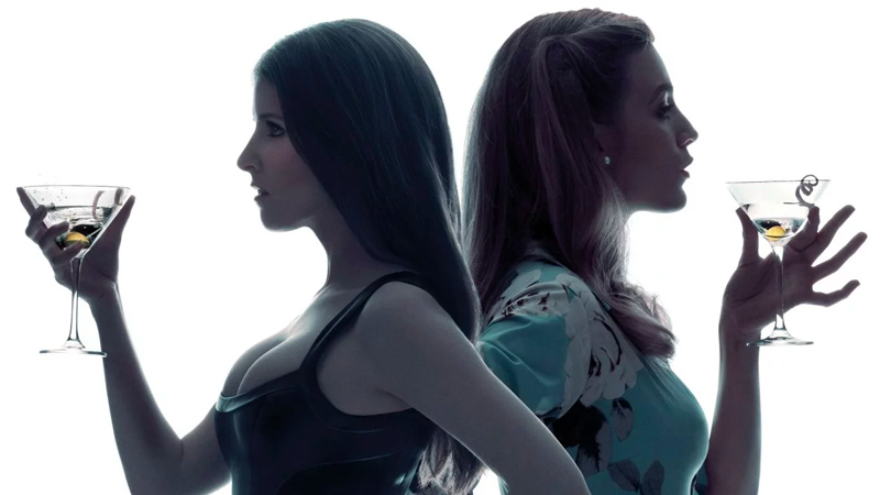 Un piccolo favore: glamour, humour e un turbinio di colpi di scena