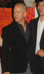 In foto Ryan Murphy (61 anni) Dall'articolo: Mangia Prega Ama: tre comandamenti per una nuova vita.