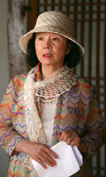 In foto Yu Junghee (82 anni) Dall'articolo: Conversazione con Tatti Sanguineti su Poetry.