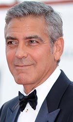 In foto George Clooney (65 anni) Dall'articolo: La Mostra cala i primi assi. Americani.